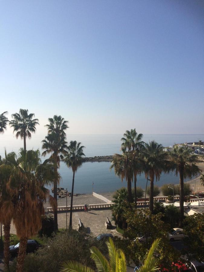 B&B Note Di Mare Imperia Zewnętrze zdjęcie